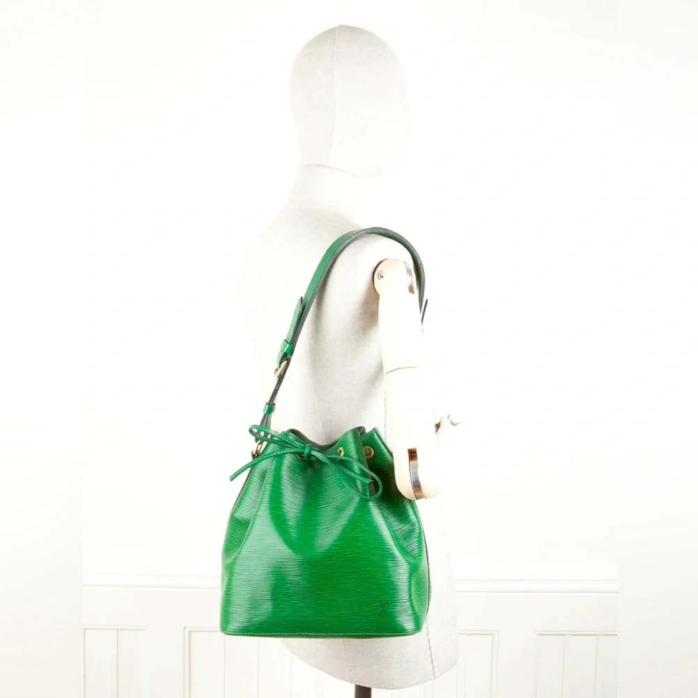 LOUIS VUITTON Petit Bag Noe Epi Green - Picture 1 of 5